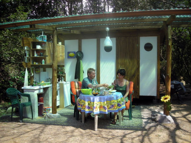 accommodation in the caravan